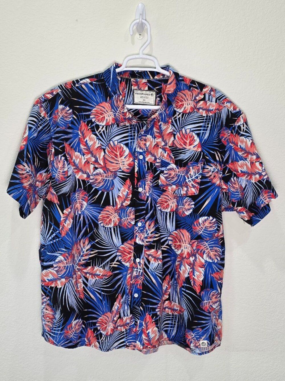 Free Planet Men's 4X Tropical Hawaiian Button Down Shirt Blue Pink Monstera Cott